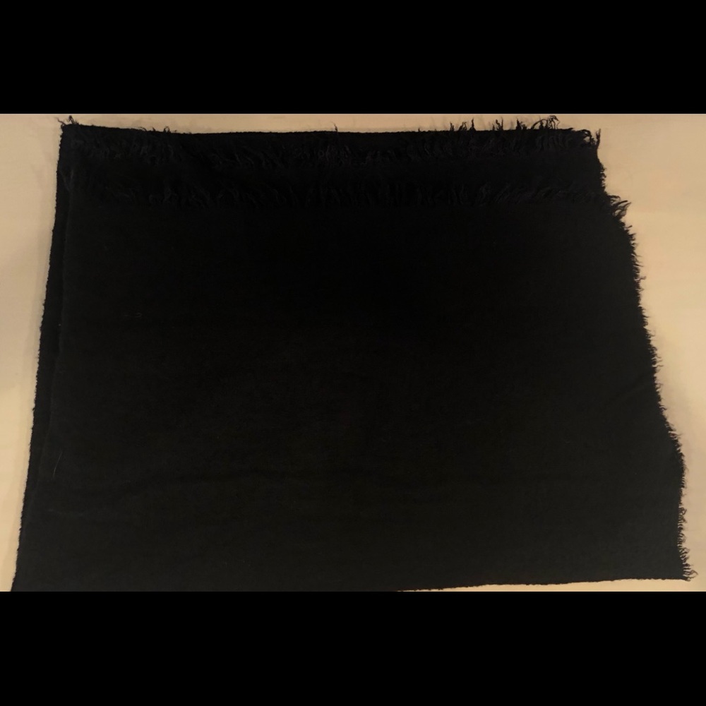 NWT Destin Black Oversized Scarf Barneys